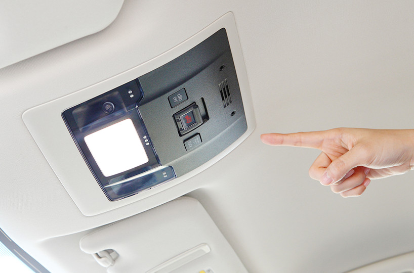 オーバーヘッドコンソール 丸和電子化学株式会社