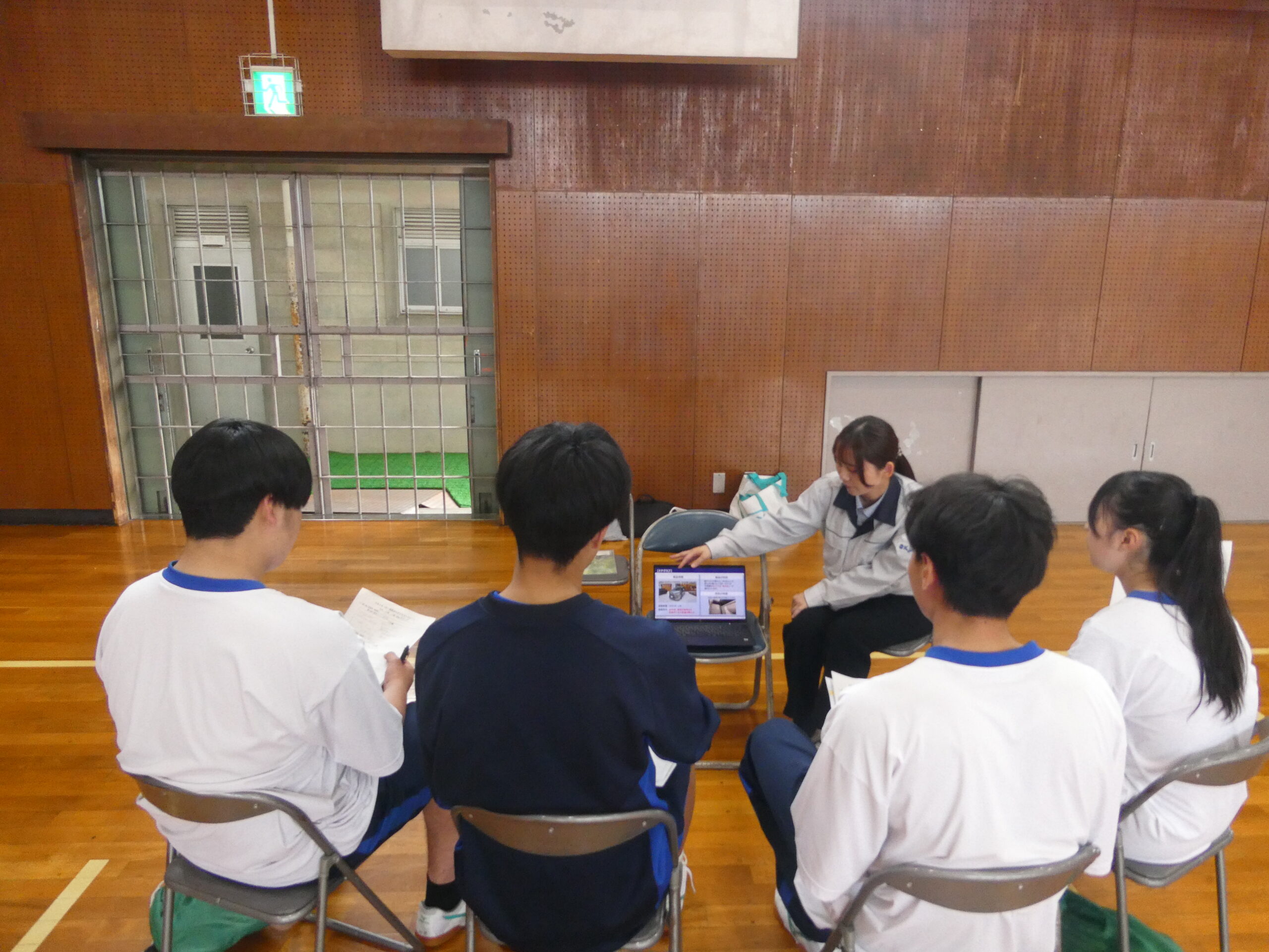 衣台高校 進路ガイダンス（企業説明会）参加　