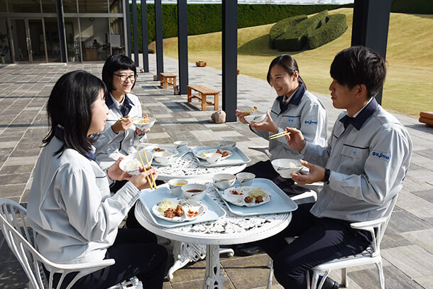 無料給食制度
